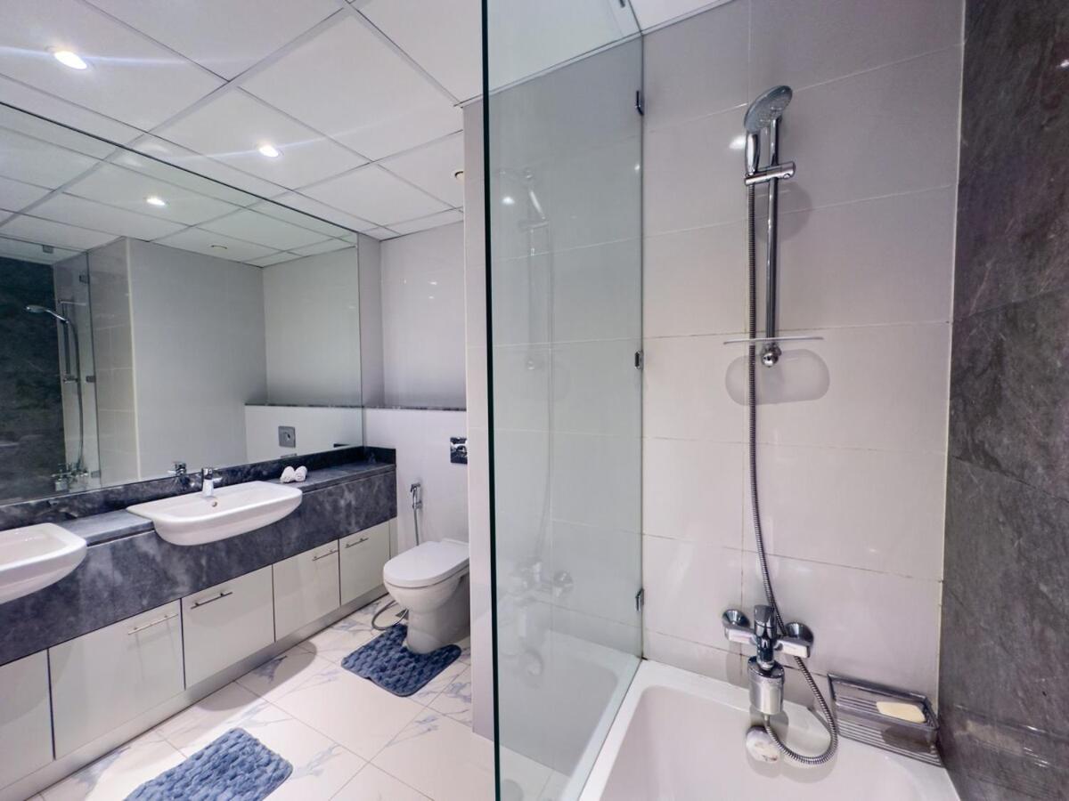 Luxury Meets Serenity 2br In Noura Tower Dubai