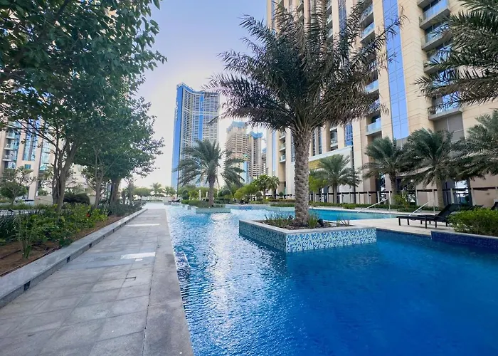 Luxury Meets Serenity 2Br Apt In Noura Tower